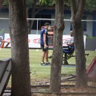 Los entrenamientos que Emelec realizó hoy en el Polideportivo Samanes (a puerta cerrada) fueron en grupos, manteniendo la distancia entre sus integrantes.