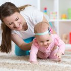 Para que esta actividad sea un éxito debes ayudarlo con ejercicios sencillos para mejorar sus movimientos y fortalecer su confianza.