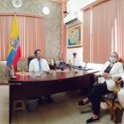 Sesión. Los representantes de los organismos indicaron que seguirán en reuniones.