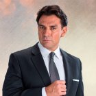 Jorge Salinas en una de las imágenes promocionales de Te doy la vida