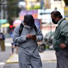 Los chats entre vecinos sirve para la denuncia de irregularidades.
  . Quito 05 de junio     del 2020  Agencia (ag - expreso ag extra) CHAT COMUNITARIOS