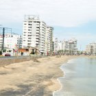 Hecho. Salinas es el último cantón de la provincia en pasar a amarillo.  La Libertad y Santa Elena lo hicieron hace 15 días.