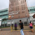 En el hospital del Guasmo Sur de Guayaquil no está atendiendo consulta externa.