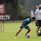 Miguel Ángel Ramírez no se sacó la mascarilla durante todo el entrenamiento