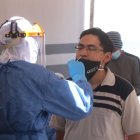 El municipio de Quito tomó pruebas PCR a conductores