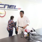 Versión. El gerente de la institución ofreció este martes 17 de junio una rueda de prensa.