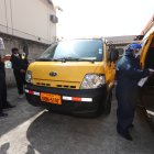 Las unidades son desinfectadas en la parte interna y externa para ofrecer seguridad a los usuarios.