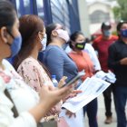 Reclamos. Esta semana, ese ha sido el panorama en los exteriores de la sede de CNEL del norte.