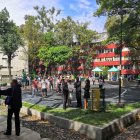 Los ciudadanos salieron a las calles luego del terremoto en el país azteca.