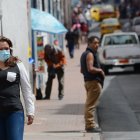 La aglomeraciones aún son comunes en varias ciudades del país durante las horas en las que no rige el toque de queda.