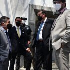 abogados de los acusados en el caso sobornos acudieron a la audiencia de apelación.