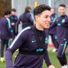 El jugador se despidió del Barcelona de España después de no llegar a un acuerdo económico para la renovación