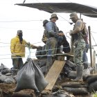 Militares del Cuerpo de Ingenieros ingresaron en el sector de las minas clausuradas a inicios de junio.