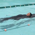 Trabajo. Con 26 semanas de embarazo, la campeona panamericana de apnea retomó sus entrenamientos.