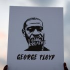 La idea es "abogar por el cambio y la justicia racial" tras "los horribles asesinatos de Ahmaud Arbery, George Floyd y Breonna Taylor, entre muchos otros", expresó Erin O'Connor, decana de la Universidad Estatal de Florida (USF). EFE/Aaron M. Sprecher/Archivo