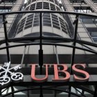 La firma financiera UBS asesora a uno de los grupos que emitieron ayer el comunicado.