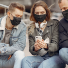 Un software permite verificar la identidad de un usuario con el rostro parcialmente tapado.