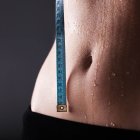 No te obsesiones con sudar. No perderás grasa sino agua y electrolitos.