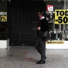 Situación. Locales comerciales han recurrido a promociones y descuentos para atraer a clientes e intentar recuperarse.