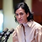 María Alejandra Muñoz y su comentada blusa durante la posesión de mando.