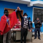 Iza se enfocó en temas económico y en la lucha contra la corrupción durante en lanzamiento de su precandidatura.