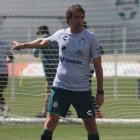 Guillermo Almada, entrenador del Santos Laguna, explica su visión sobre la pandemia y el fútbol.