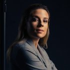 Se muestra como mujer real, que viste con intención, confiada y con la mejor versión de sí misma.