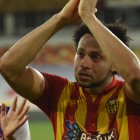 Arturo Mina se despide entre lágrimas de la afición luego del descenso del Yeni Malatyaspor.