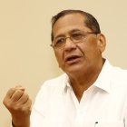 Figura. El concejal durante la entrevista con EXPRESO.