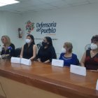 Denuncia. A la Defensoría del Pueblo acudieron artistas y gestores culturales.