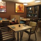 En Mikka, los comensales degustan exquisita cocina nikkei  (de Japón y Perú)