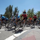 El ecuatoriano lució asechado por más de una docena de corredores que no lo dejaron avanzar en la cuarta etapa de hoy.