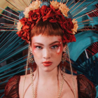 La danza es otro de sus talentos, la practica desde su niñez.