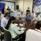 Vicente Taiano, en la reunión con los miembros del COE cantonal, este 3 de agosto.