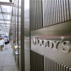 La agencia calificadora de riesgos rebajó la nota crediticia de Ecuador en abril de este año.