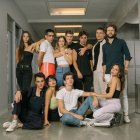 Foto de la presentación del nuevo elenco de la serie juvenil.