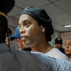 Ronaldinho Gáucho pasó la cuarentena por el coronavirus en prisión.