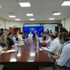 La alcaldesa Cynthia Viteri en la reunión con el Coe cantonal, este miércoles 12 de agosto de 2020.