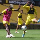 Adonis Preciado (i) y Emmauel Martínez serán titulares mañana frente a Orense en el Monumental.