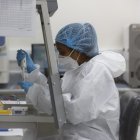 Los laboratorios de entidades públicos y de varias universidades han procurado aportar en el estudio, prevención y control de la Covid-19.