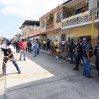 Hecho. En el operativo también desarmaron algunas canchas donde decenas de personas estaban jugando.