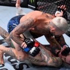 Paliza. El tricolor desequilibró al rival con patadas. Ya en el suelo, con un certero golpe de codo se llevó el triunfo.