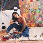 Sus cuadros demuestran su inclinación por el arte abstracto.