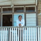 La poesía reunida del autor, nacido en 1958, se lanzará en septiembre.