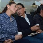 Archivo. Paola Pabón, Virgilio Hernández y (derecha) durante una sesión de la Comisión legislativa en enero de 2020.