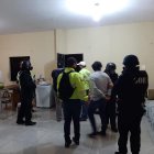 La Policía Nacional detiene a una banda en Guayaquil, en el grupo estarían dos uniformados de la ATM.
