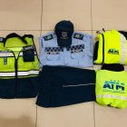 Hecho. Estas son algunas de las prendas de vestir que fueron encontradas en el operativo y constan como pruebas.