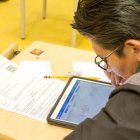 El examen de acceso a la educación superior representa el 60 % de la nota de postulación.