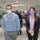 El funcionario llegó acompañado por Ana María Pesantes, con quien completa el binomio presidencial.