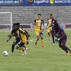 Delfín se encontró encerrado y no pudo pelear por el empate en Riobamba.